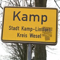 Ortsschild Kamp